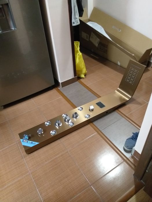 Panel de duș multifuncțional cu Led RoseGold