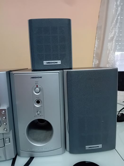 Vand DVD/CD PLAYER . MP3 medion