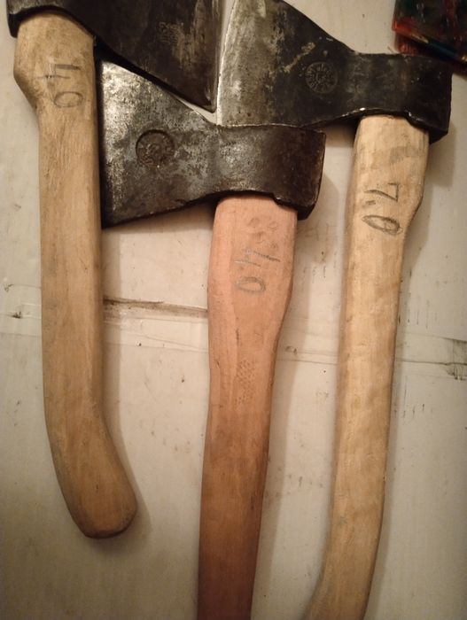 Продам топор советский.