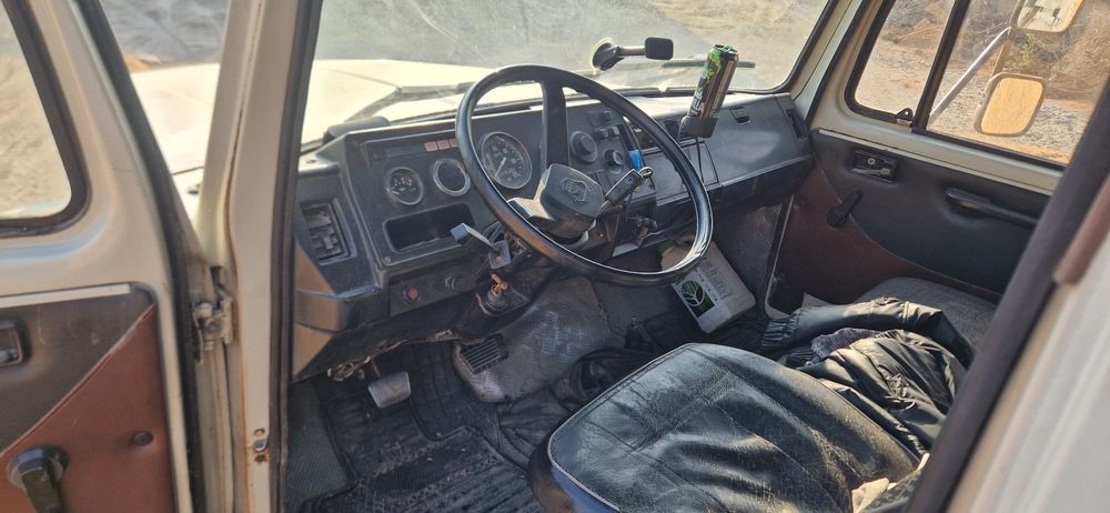 Gaz 3307 sotiladi