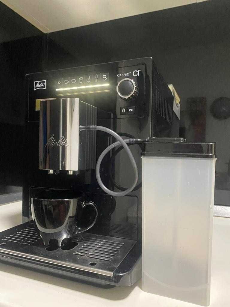 Espressor automat Melitta® Caffeo CI E970-103, 1500W, 15 Bar