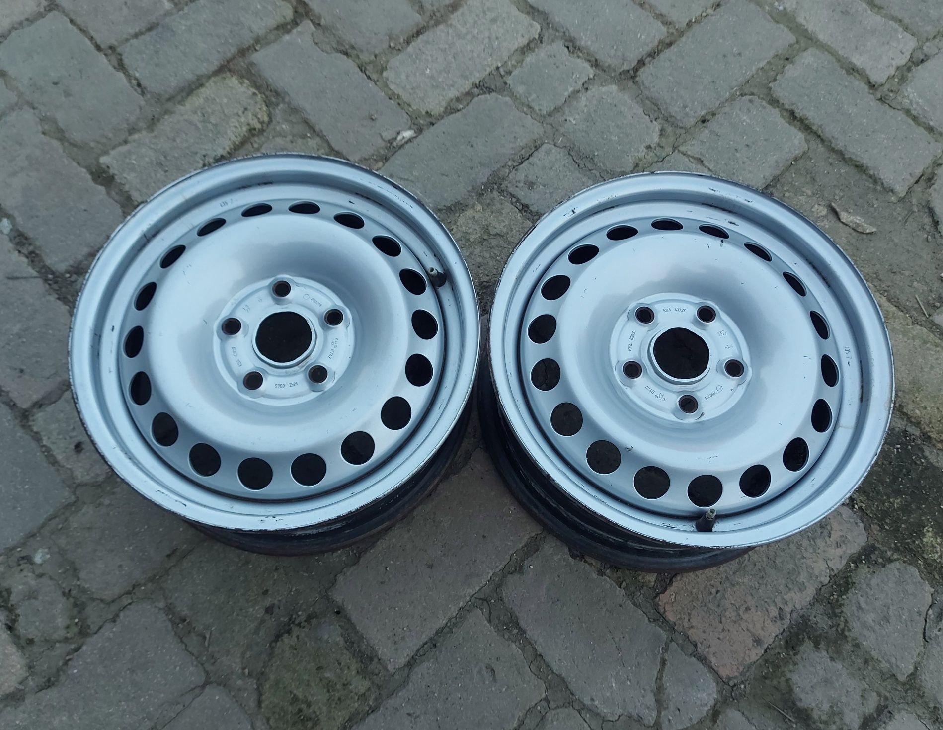 Două jante VW R15 seria 6Jx16H2 ET47 distanța 5x112