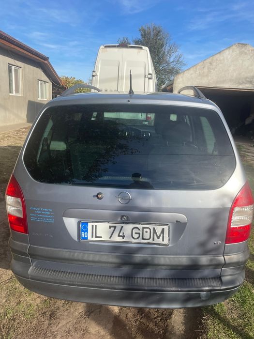 Opel Zafira 7 locuri