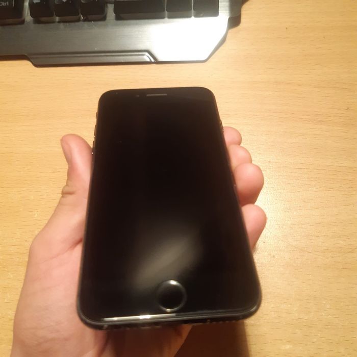 обмен iphone se 2020