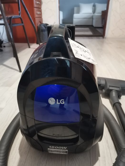 Пылесос LG б/у в отличном состоянии