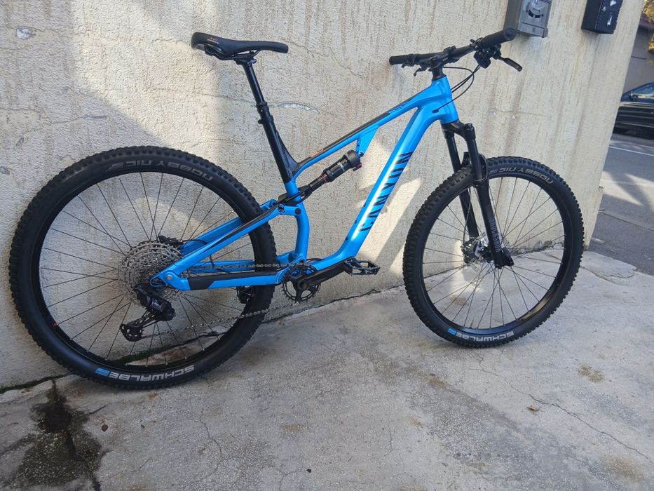 Full Suspension Canyon 29er an 2023