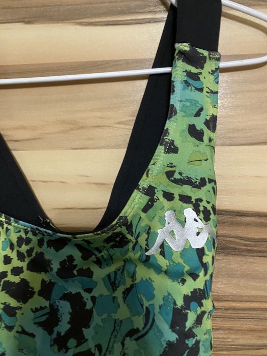 Спортивный топ и лосины