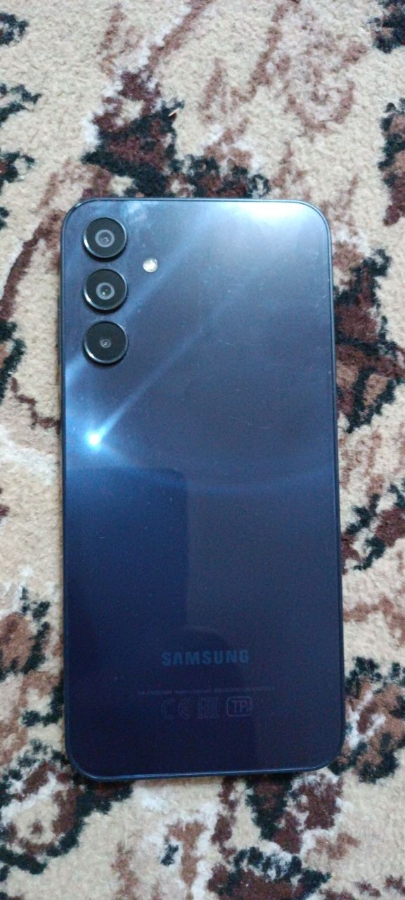 Samsung glexsi a15 6/128 gegabayt