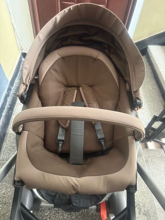Бебешка количка Stokke