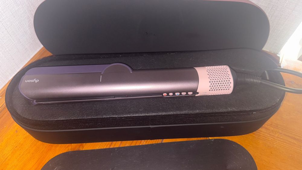 Dyson Airstrait HT01 паровой выпрямитель