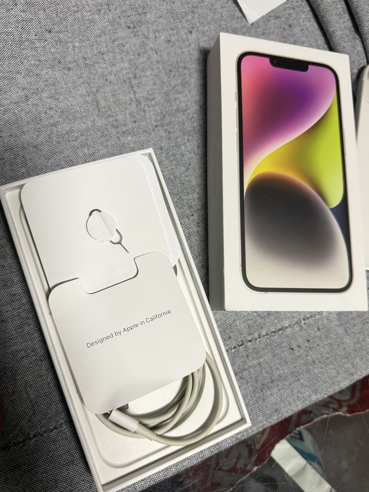 Продавам телефон-Iphone 14