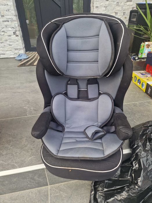 Scaun de masina in stare foarte buna