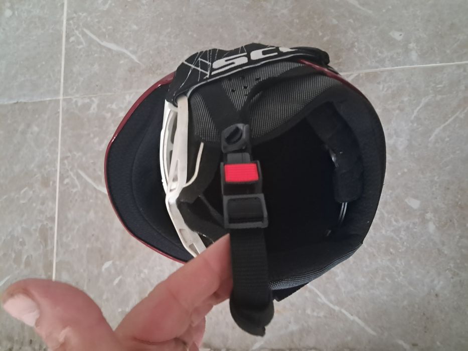 Casca  ski cu ochelari