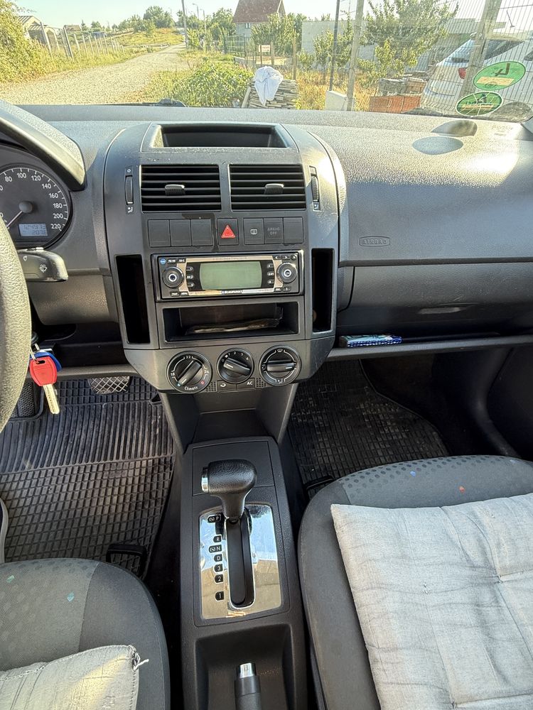 De vanzare VW Polo AUTOMAT, sedan, 2005