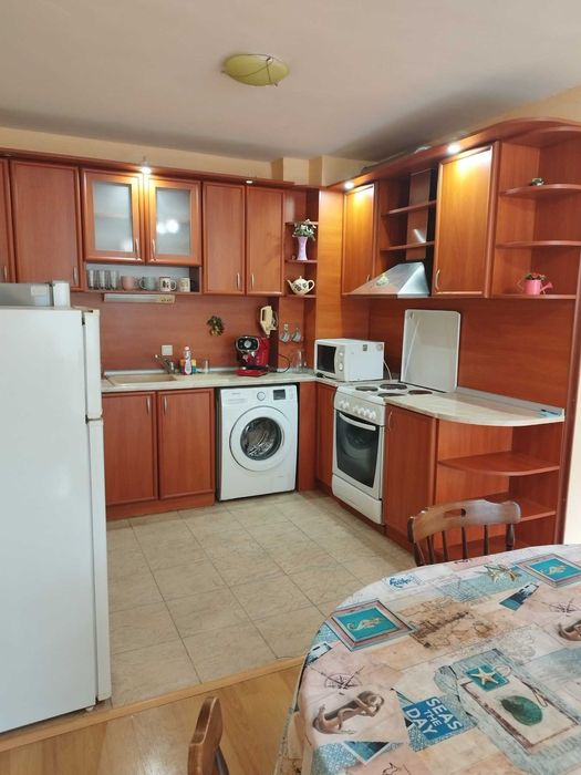 Дава се под наем Двустаен апартамент в Варна, Погреби - 73 кв.м за 510 € - Снимка #4