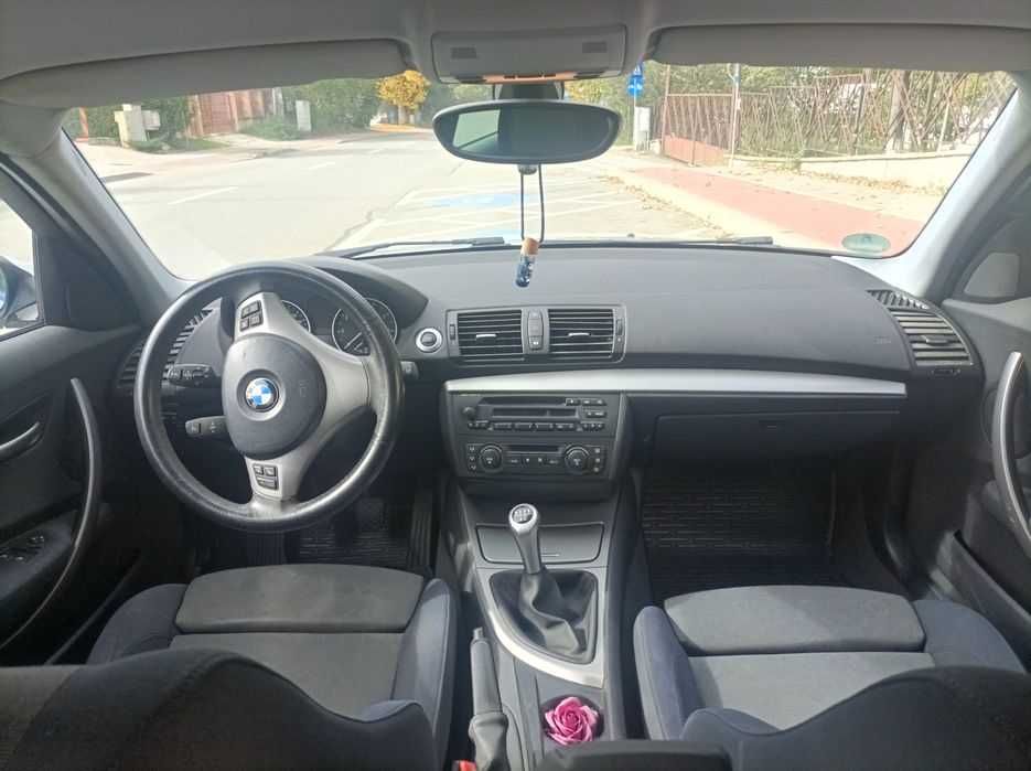 Vând mașina personală