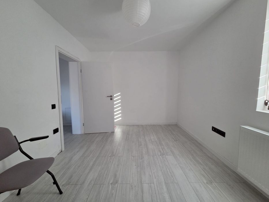 Inchiriez ap in Floresti pt BIROU