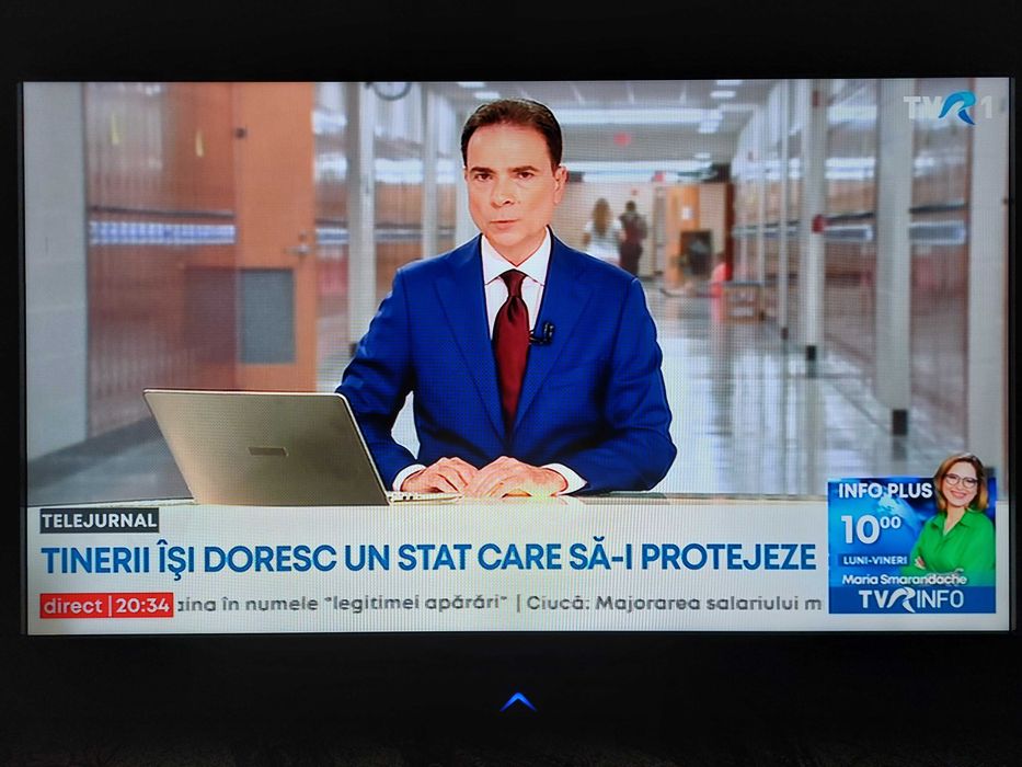 Televizor led SHARP Full HD-tuner digital cablu