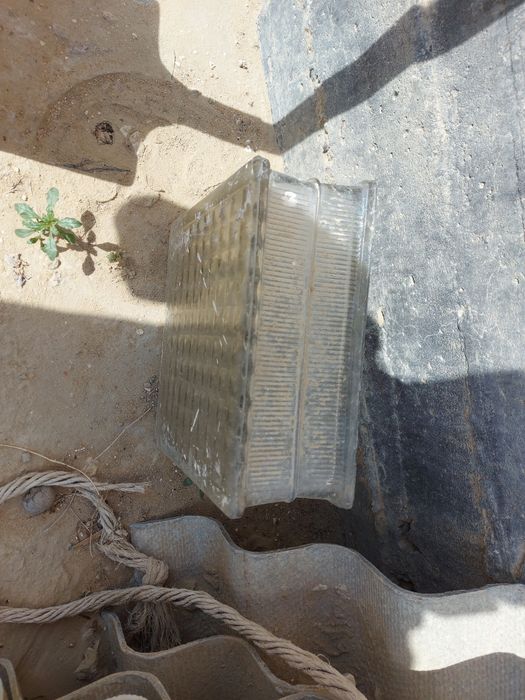 Продается двухсторонняя застекленная оконная рама для бани