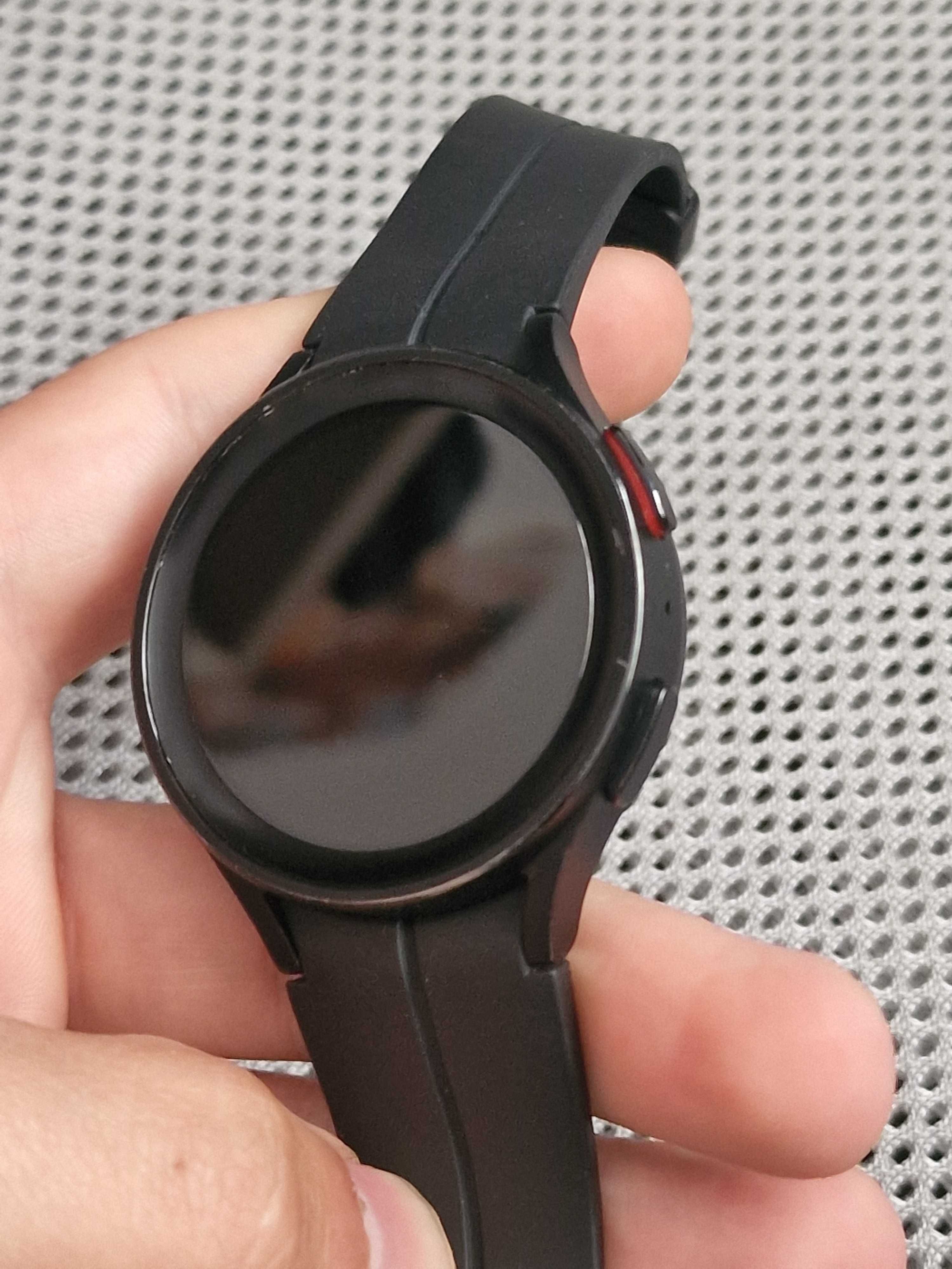 Samsung Galaxy Watch5 Pro, 45mm, LTE, Titanium Black - garanție 2 ani