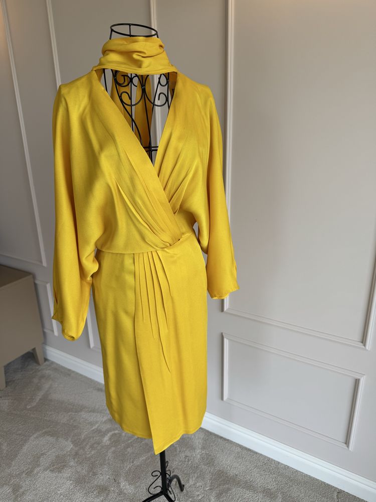 Жълта рокля Diane Von Furstenberg