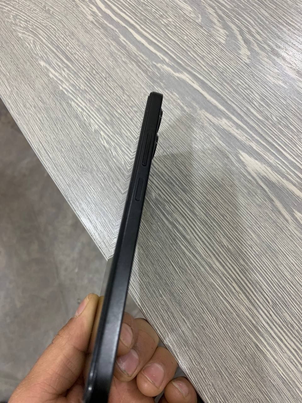 Redmi 12  8/256  karobka yoq holati zor aybi  yoq