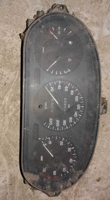 Части за Рено Меган Кауч 97 г.