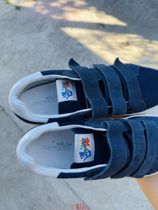 Vand adidasi premiata