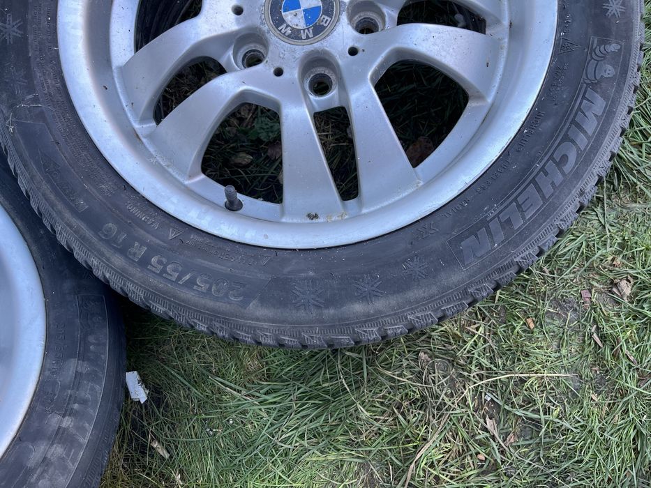 Vand jante cu cauciucuri de iarna de Bmw 205/55 R16