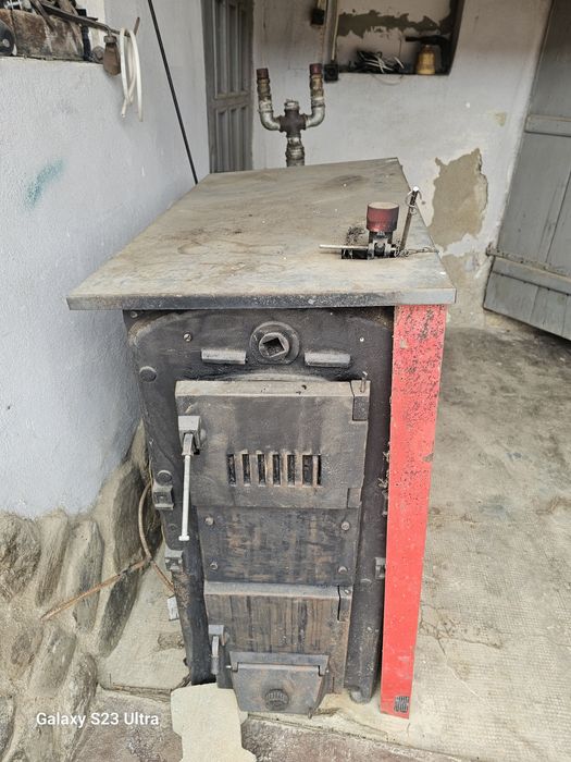 Centrala pe lemn cu ardere normala