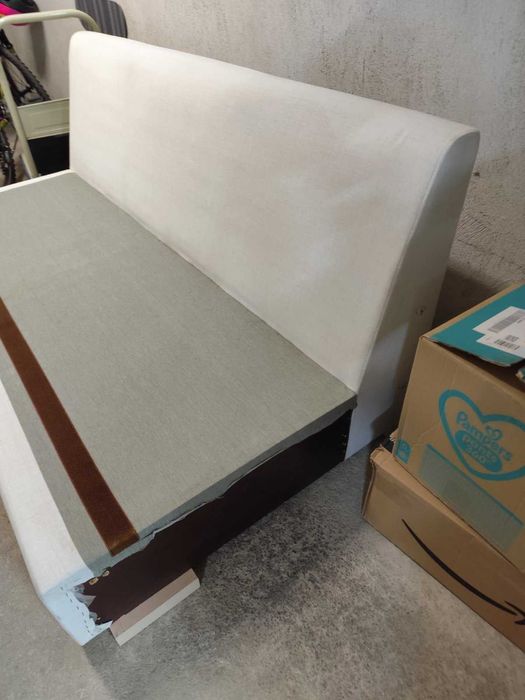 Подарявам част от диван