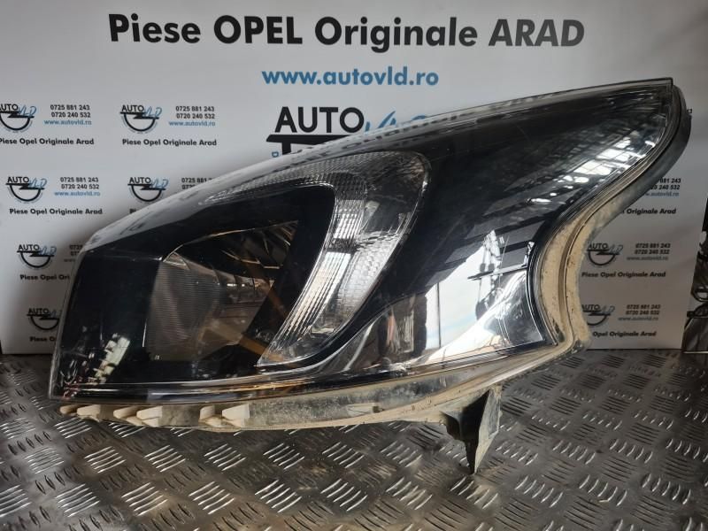 Far stanga LED Opel Vivaro B