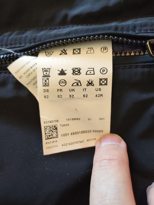 Geaca Hugo boss Nr 52 ( originala)