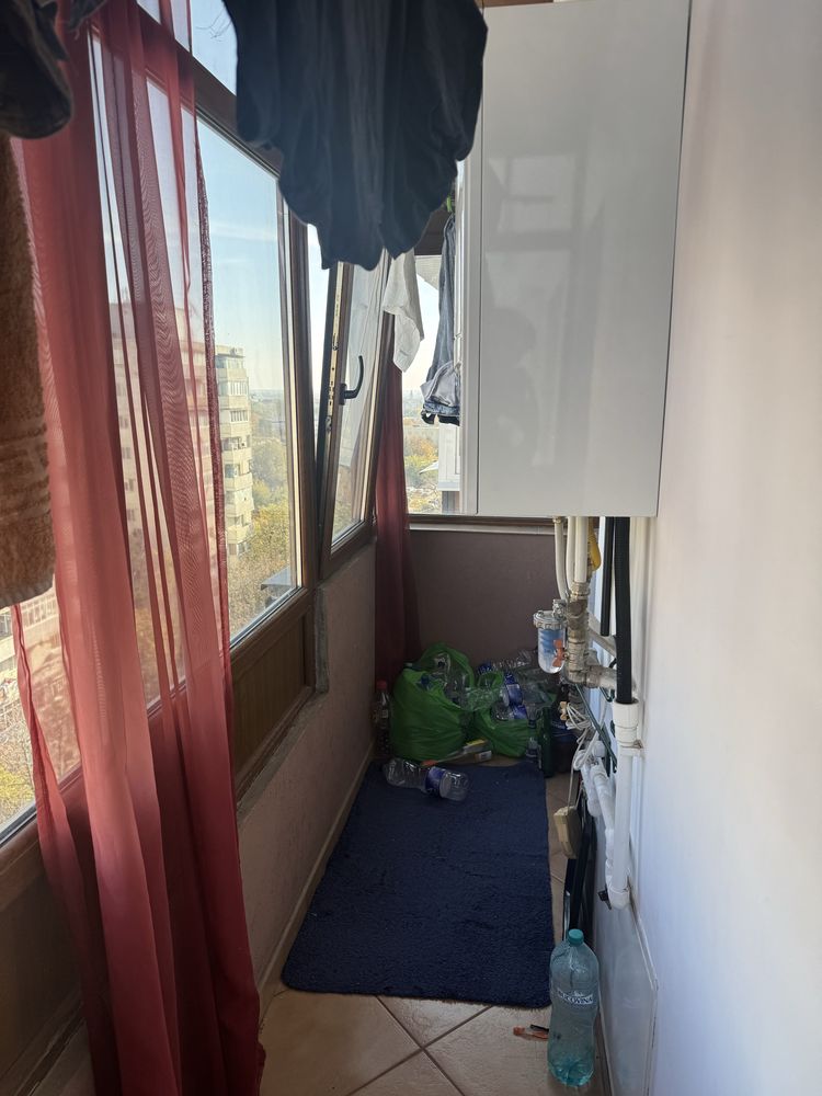 Vand apartament 2 camere 64 metri utili , renovat complet