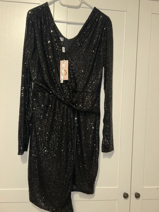 Vand rochie neagra cu paiete WALG