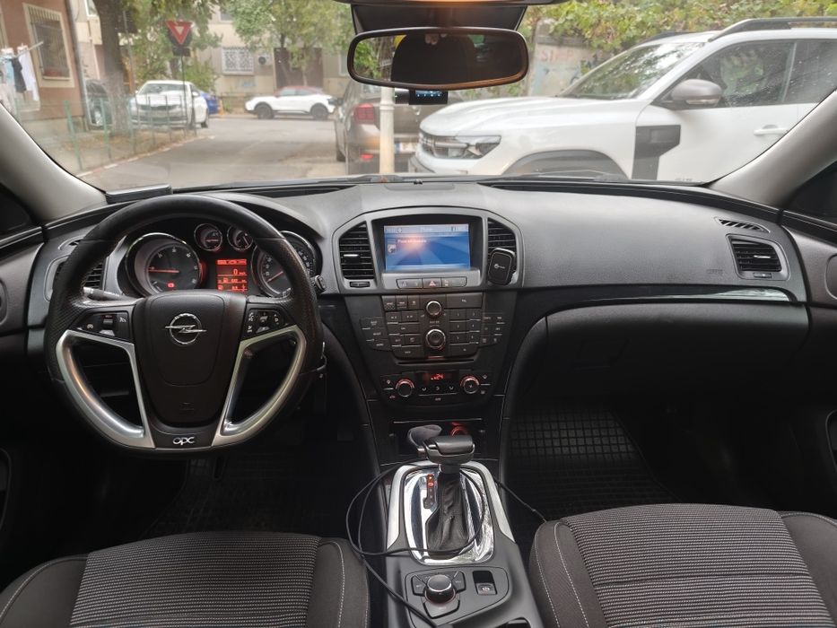 Închiriere auto cu șofer.