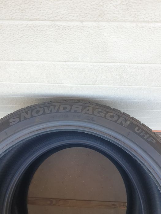 Зимни гуми 2 броя IMPERIAL SnowDragon UHP 295 35 R21 дот 3222