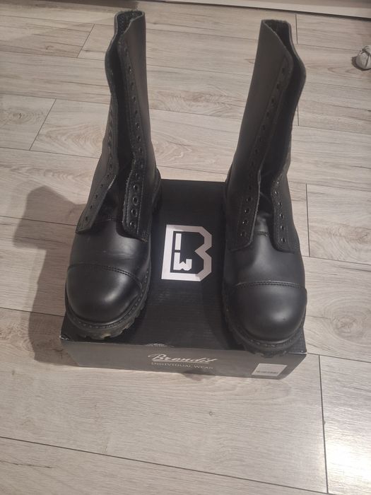 Кожени ботуши BRANDIT PHANTOM 14 дупки. Черни