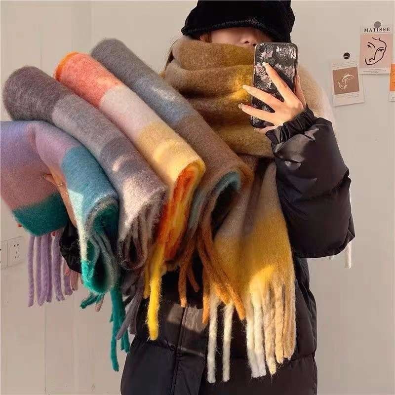 Теплые шарфы на подарки