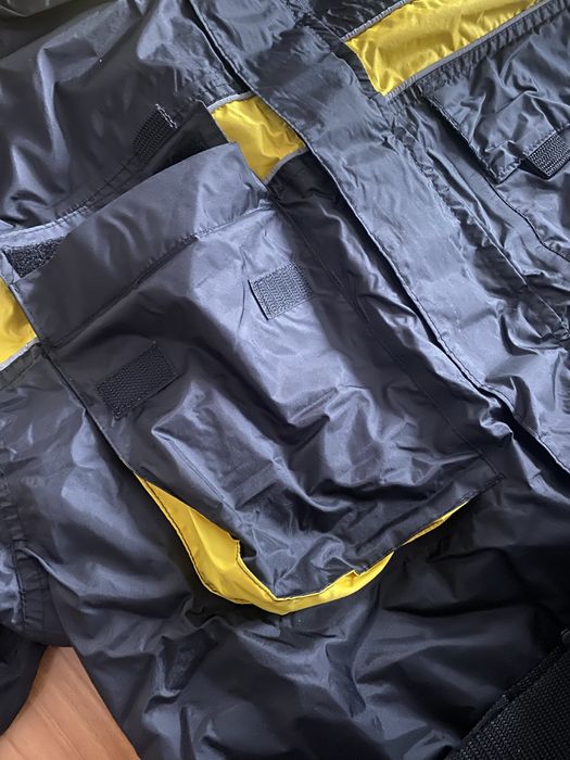Costum de ploaie ( moto)