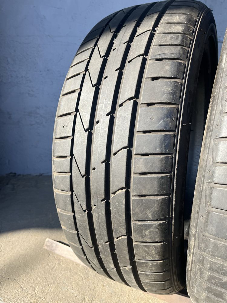 2 бр. летни гуми 225/45/19 Hankook 6+ mm DOT 1620