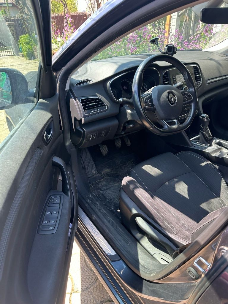 Megane 4  Renault