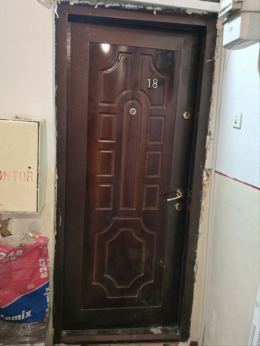 Usa apartament  stanga