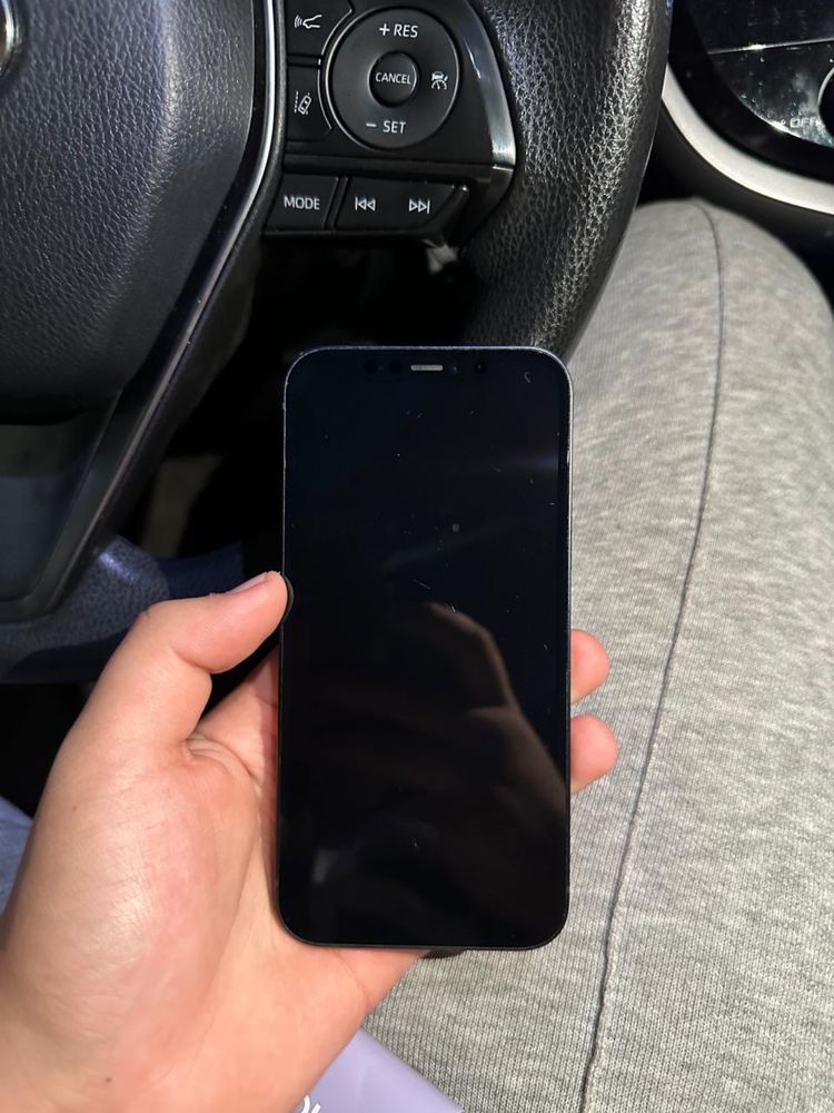Продам айфон 12 128gb