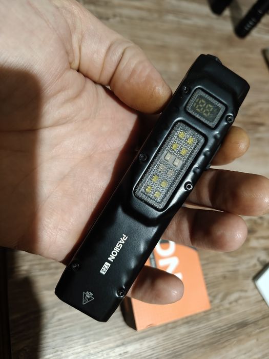 Тактическо фенерче 1500 лумени!