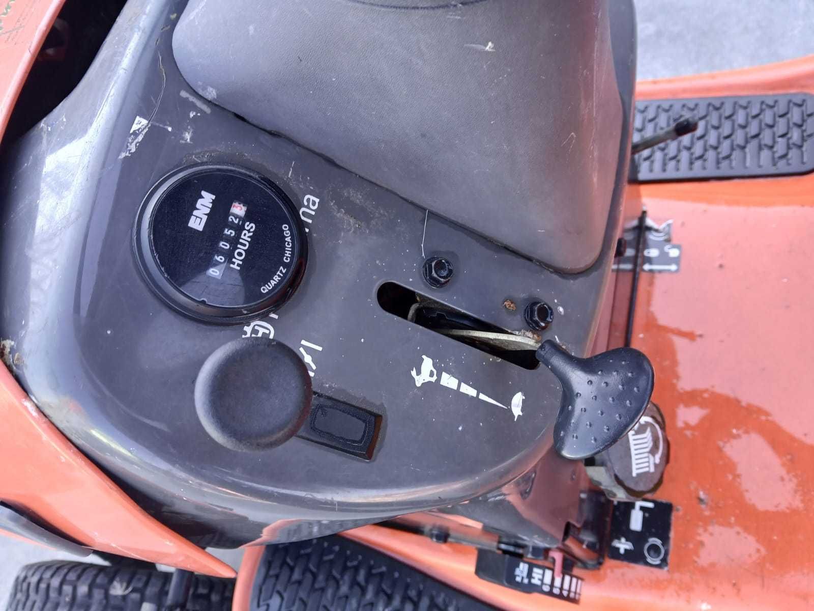 Tractoras  Husqvarna