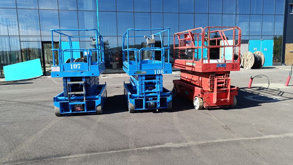 Societate inchirieri nacele,electrice,diesel,flota mare,diversa 200buc