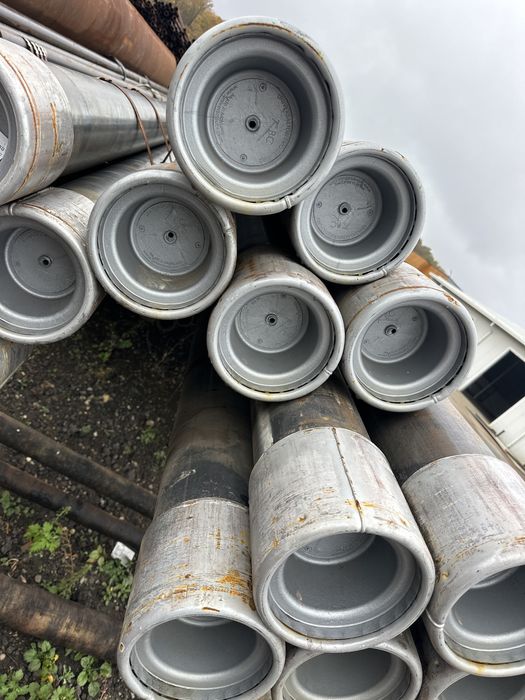 Vand tevi pentru foraje