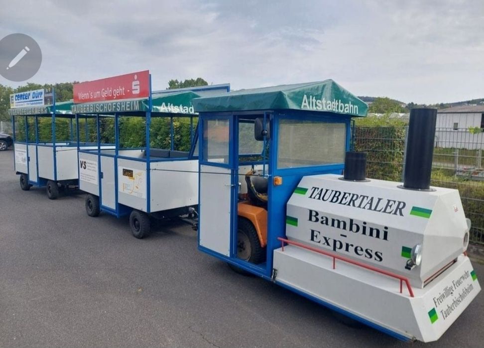 Trenulet numai locomotiva agrement inchiriez /vand 4 bucati stoc benzi