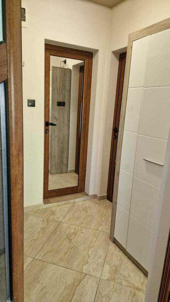 Продава се Двустаен апартамент в Перник, Изток - 50 кв.м за 1740 €/кв.м - Снимка #5